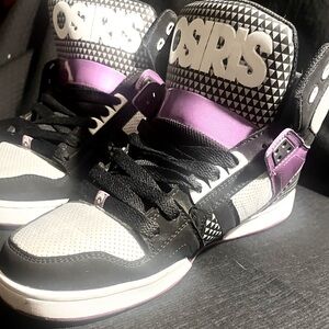 RARE OSIRIS BRONX NYC 83 BLACK PURPLE SKATE SHOES - SIZE 10.